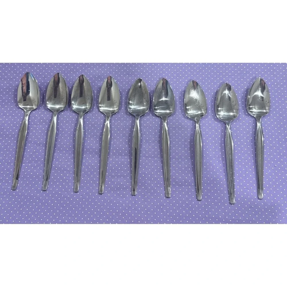 W.M. Rogers MFG. CO. Grapefruit Spoons Spoon Stainless USA Set Of 9‎